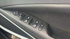 Vauxhall Crossland X 1.2T [110] Griffin 5dr [6 Spd] [Start Stop] Petrol Hatchback